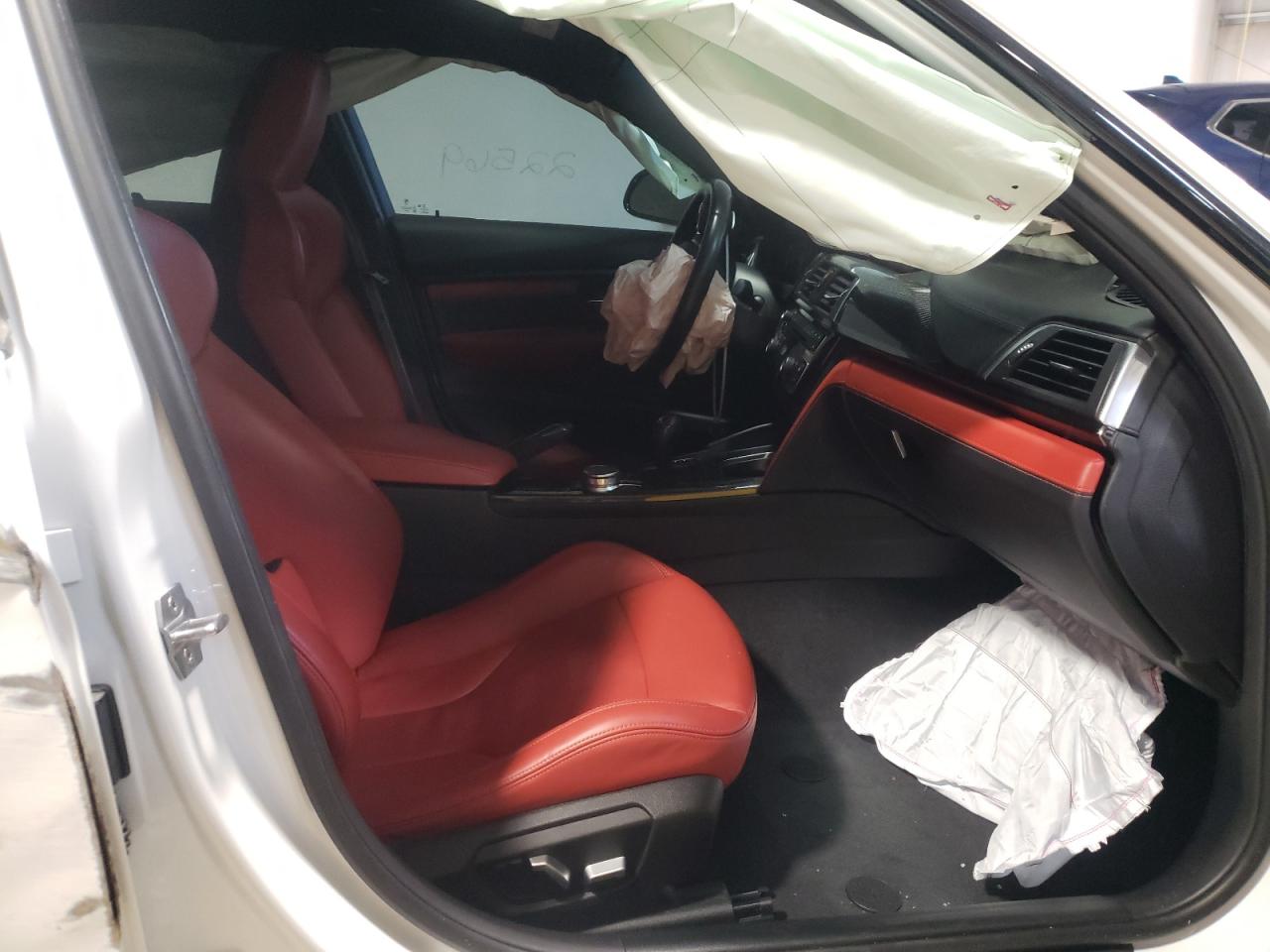 Photo 5 from auction – 2018 BMW M3 with VIN WBS8M9C59J5L71447