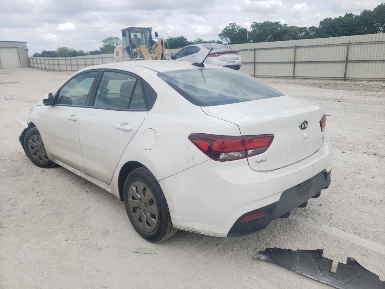 Photo 3 from auction – 2019 KIA RIO S with VIN 3KPA24AB5KE197201
