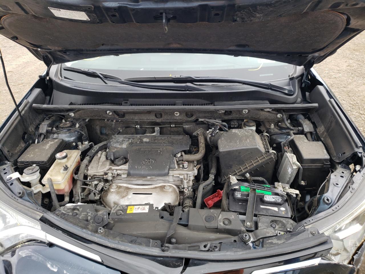 Photo 7 from auction – 2017 TOYOTA RAV4 XLE with VIN JTMWFREV3HD102785