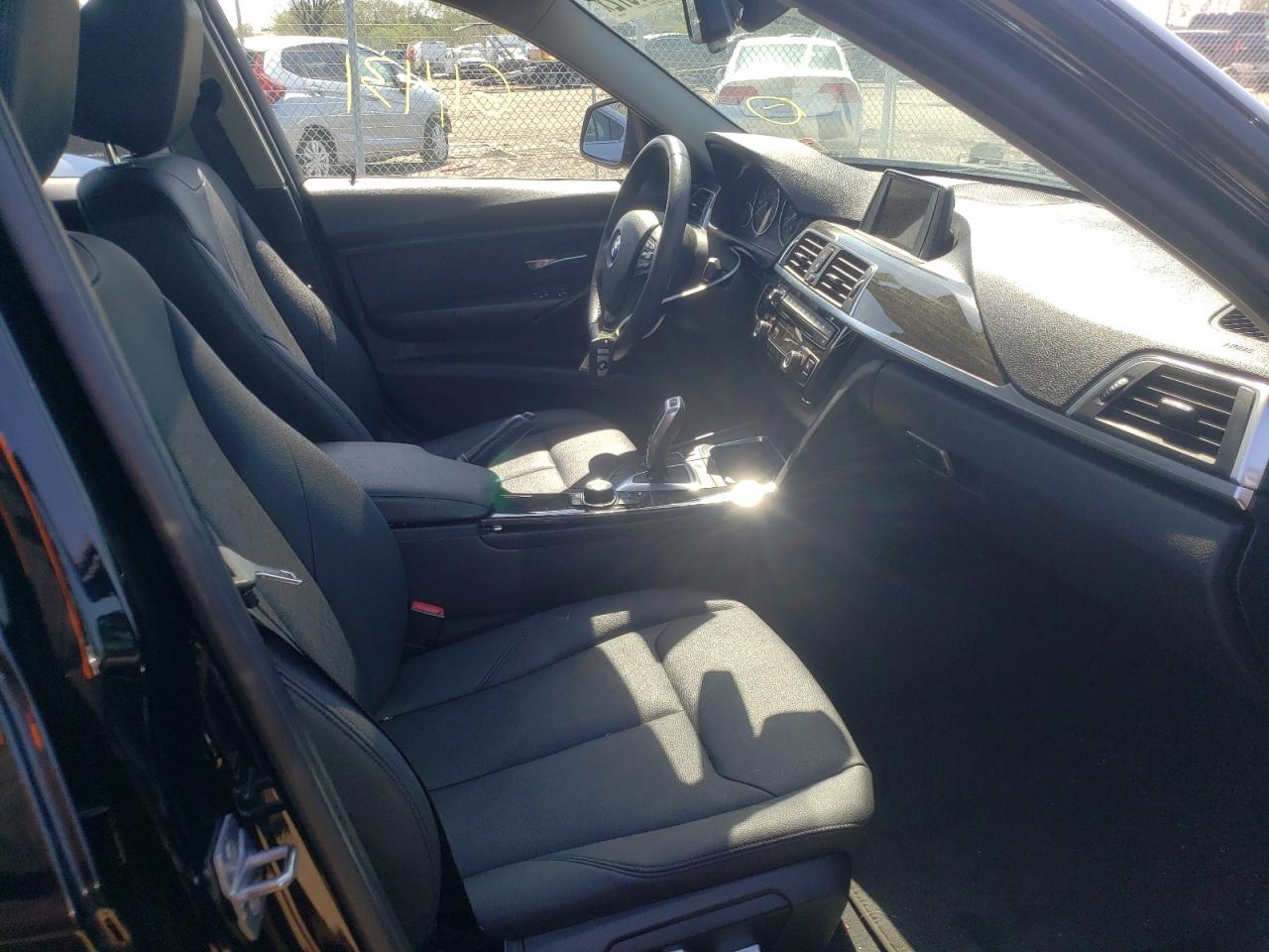 Photo 5 from auction – 2017 BMW 320 XI with VIN WBA8A3C31HK692953