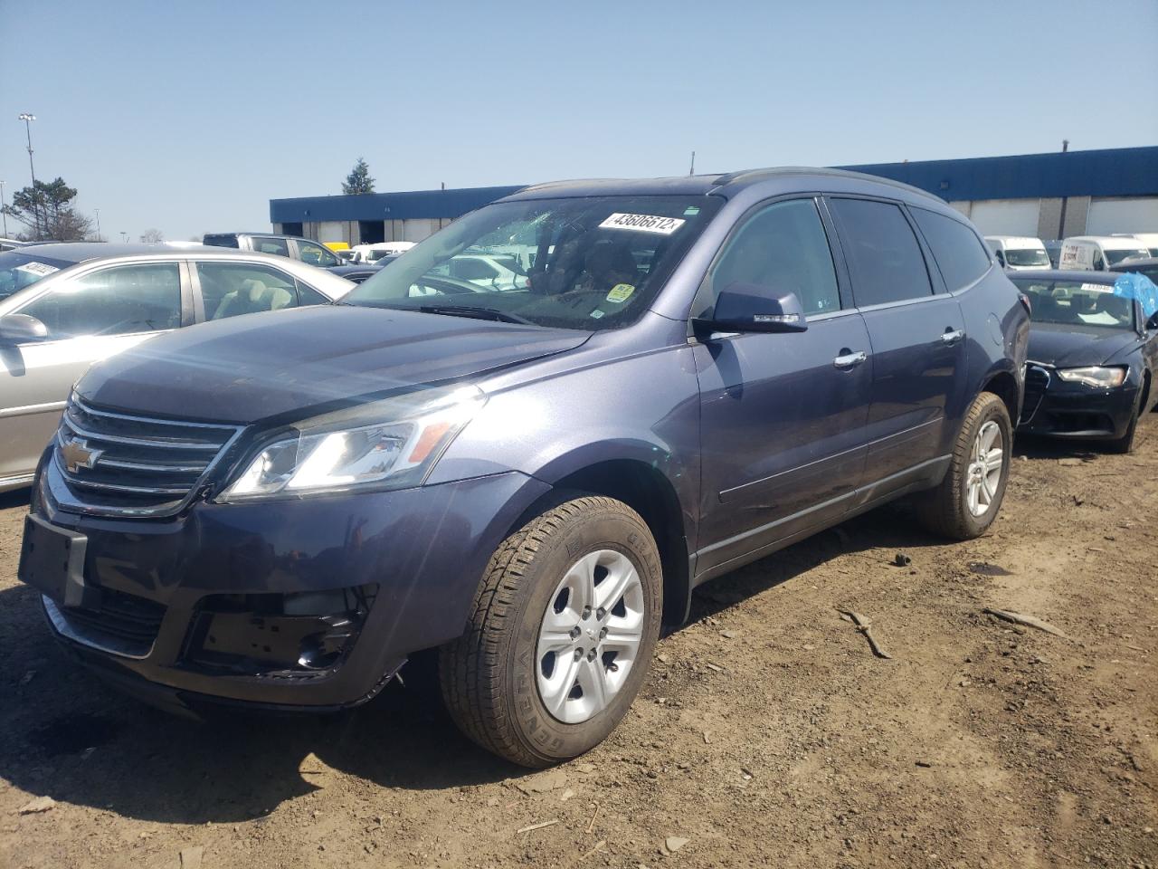 Photo 2 from auction – 2014 CHEVROLET TRAVERSE L with VIN 1GNKRHKD8EJ324092