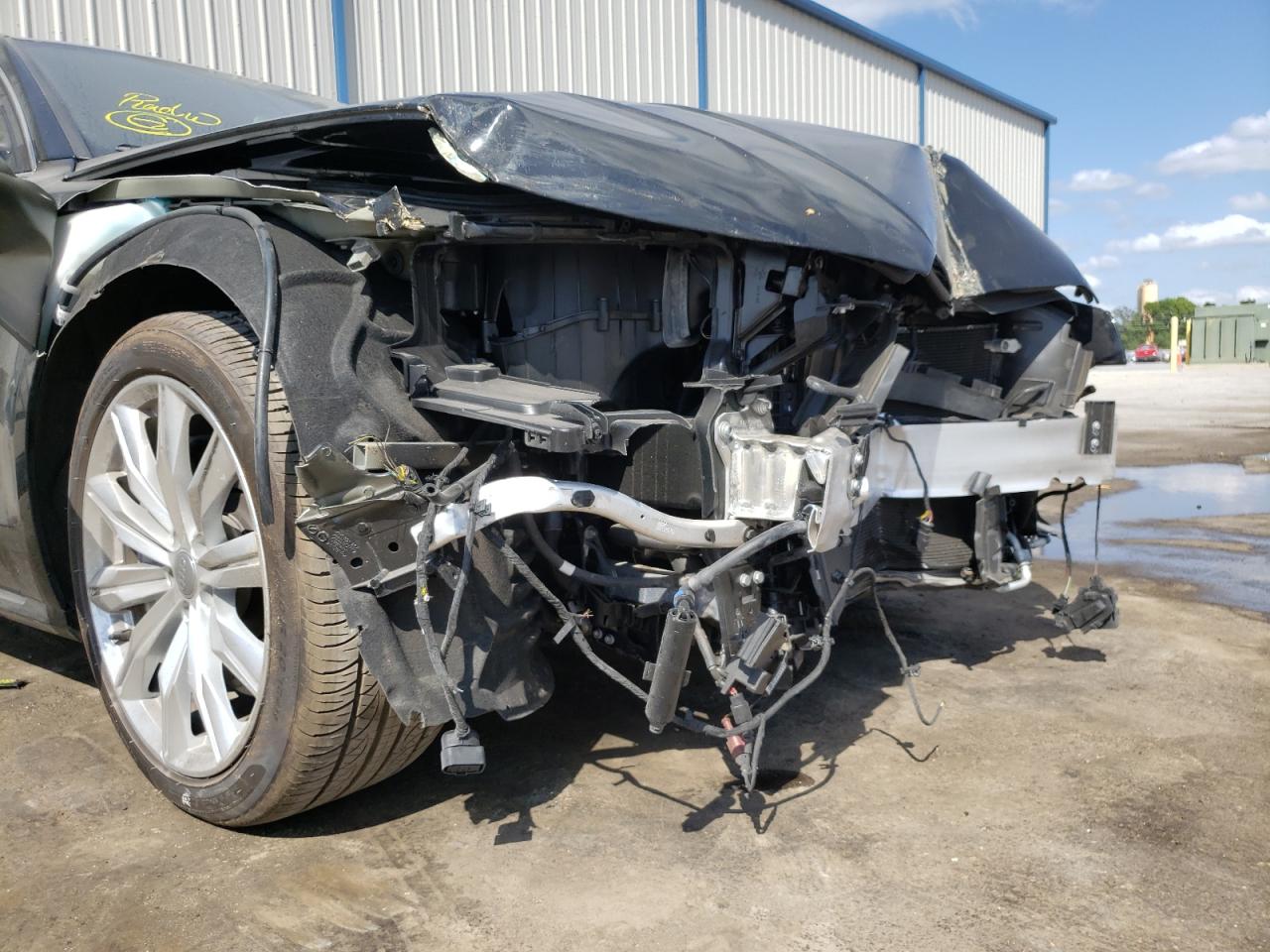 Photo 9 from auction – 2017 AUDI A8 L QUATT with VIN WAU44AFD0HN015602