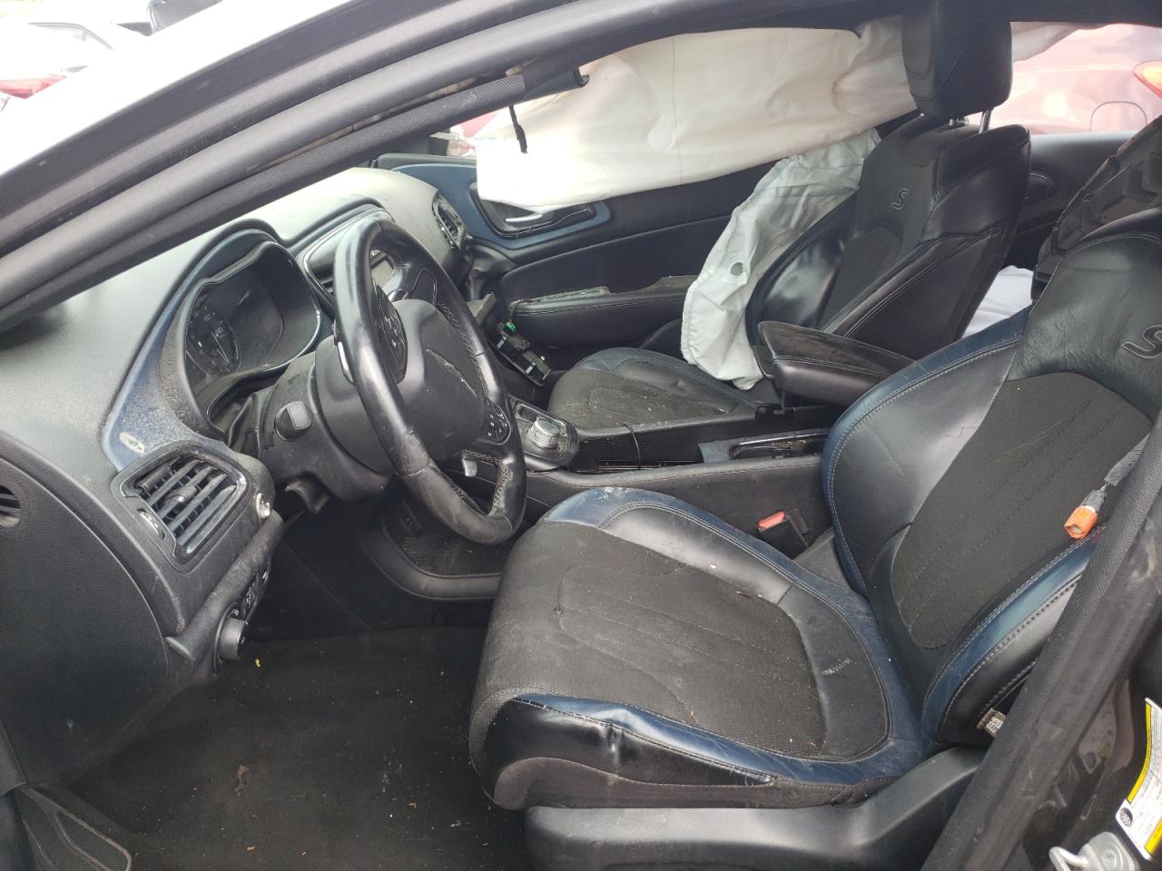 Photo 5 from auction – 2015 CHRYSLER 200 S with VIN 1C3CCCBB0FN698940