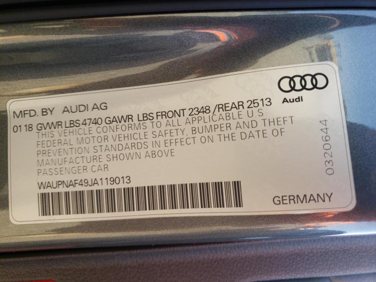 Photo 10 from auction – 2018 AUDI A4 PREMIUM with VIN WAUPNAF49JA119013