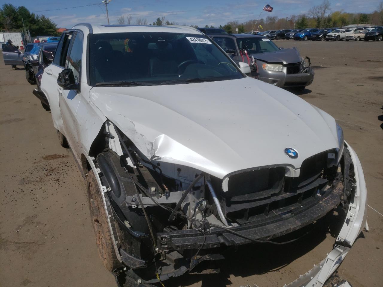 Photo 1 from auction – 2017 BMW X5 XDRIVE3 with VIN 5UXKR0C30H0V79456