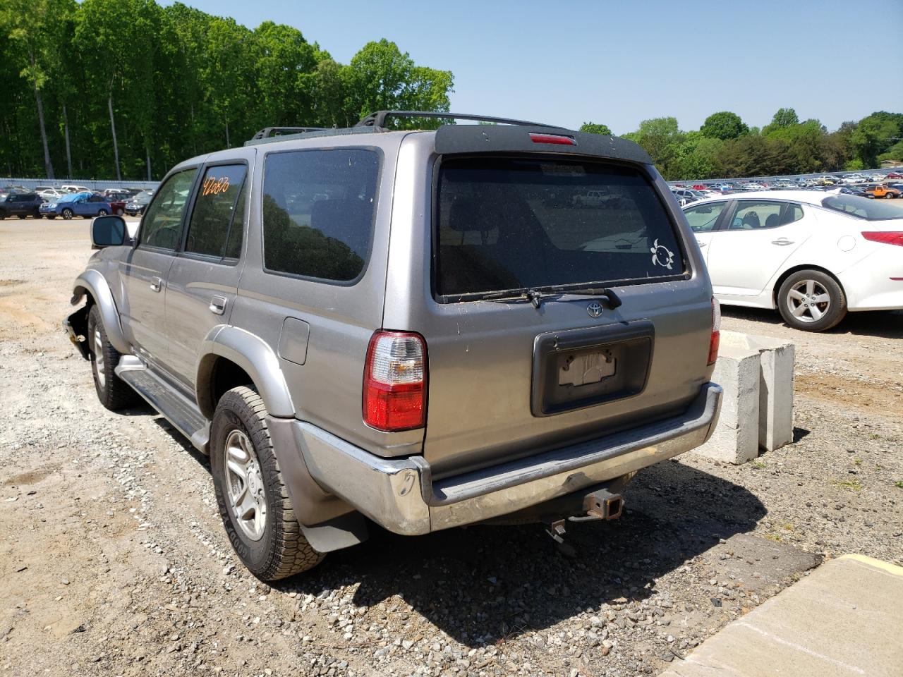 Photo 3 from auction – 2001 TOYOTA 4RUNNER SR with VIN JT3HN86R219059562