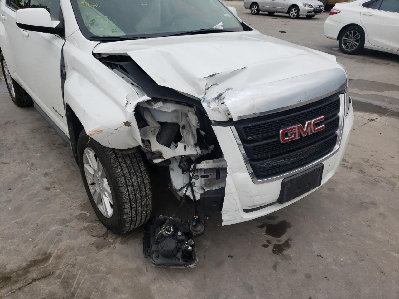 Photo 9 from auction – 2011 GMC TERRAIN SL with VIN 2CTALSEC4B6460299