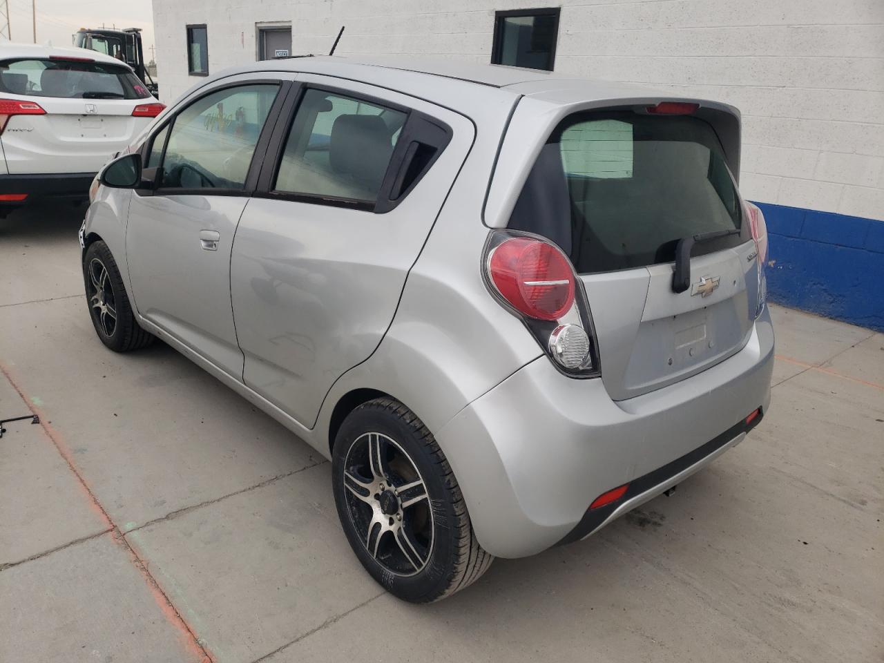 Photo 3 from auction – 2013 CHEVROLET SPARK 1LT with VIN KL8CD6S91DC549378