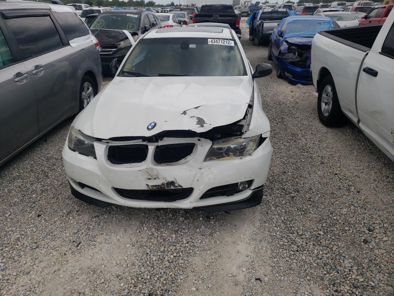 Photo 9 from auction – 2009 BMW 328 I with VIN WBAPH77509NM28939