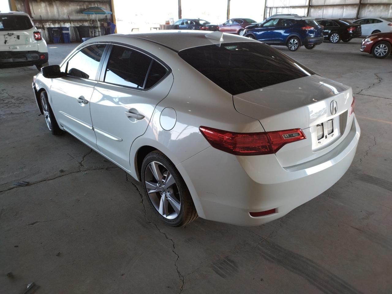 Photo 3 from auction – 2013 ACURA ILX 20 TEC with VIN 19VDE1F72DE011567