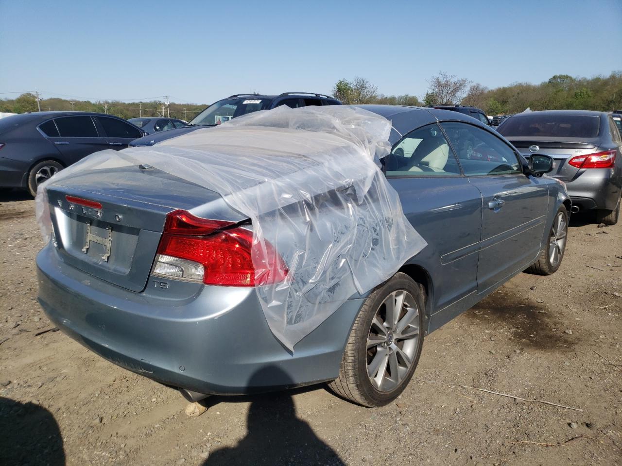 Photo 4 from auction – 2012 VOLVO C70 T5 with VIN YV1672MC3CJ127646