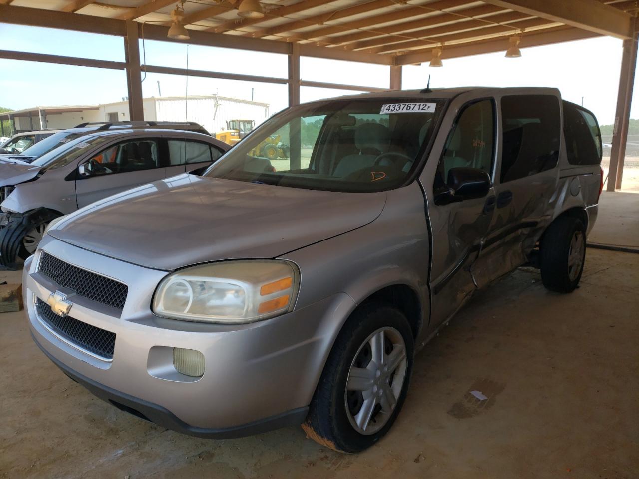 Photo 2 from auction – 2005 CHEVROLET UPLANDER with VIN 1GNDV03L25D285171