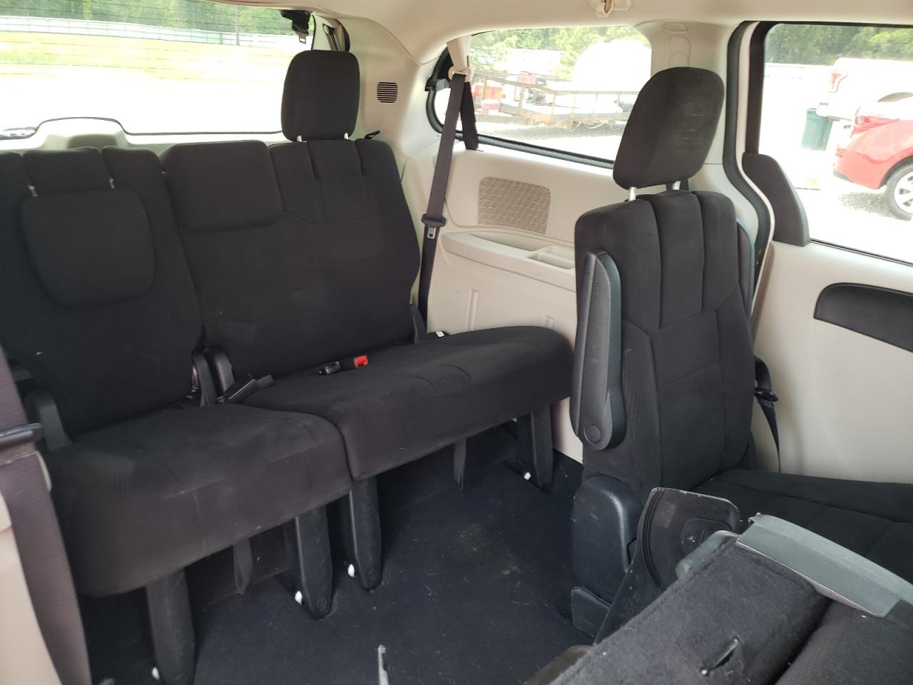 Photo 9 from auction – 2013 DODGE GRAND CARA with VIN 2C4RDGCG8DR748522