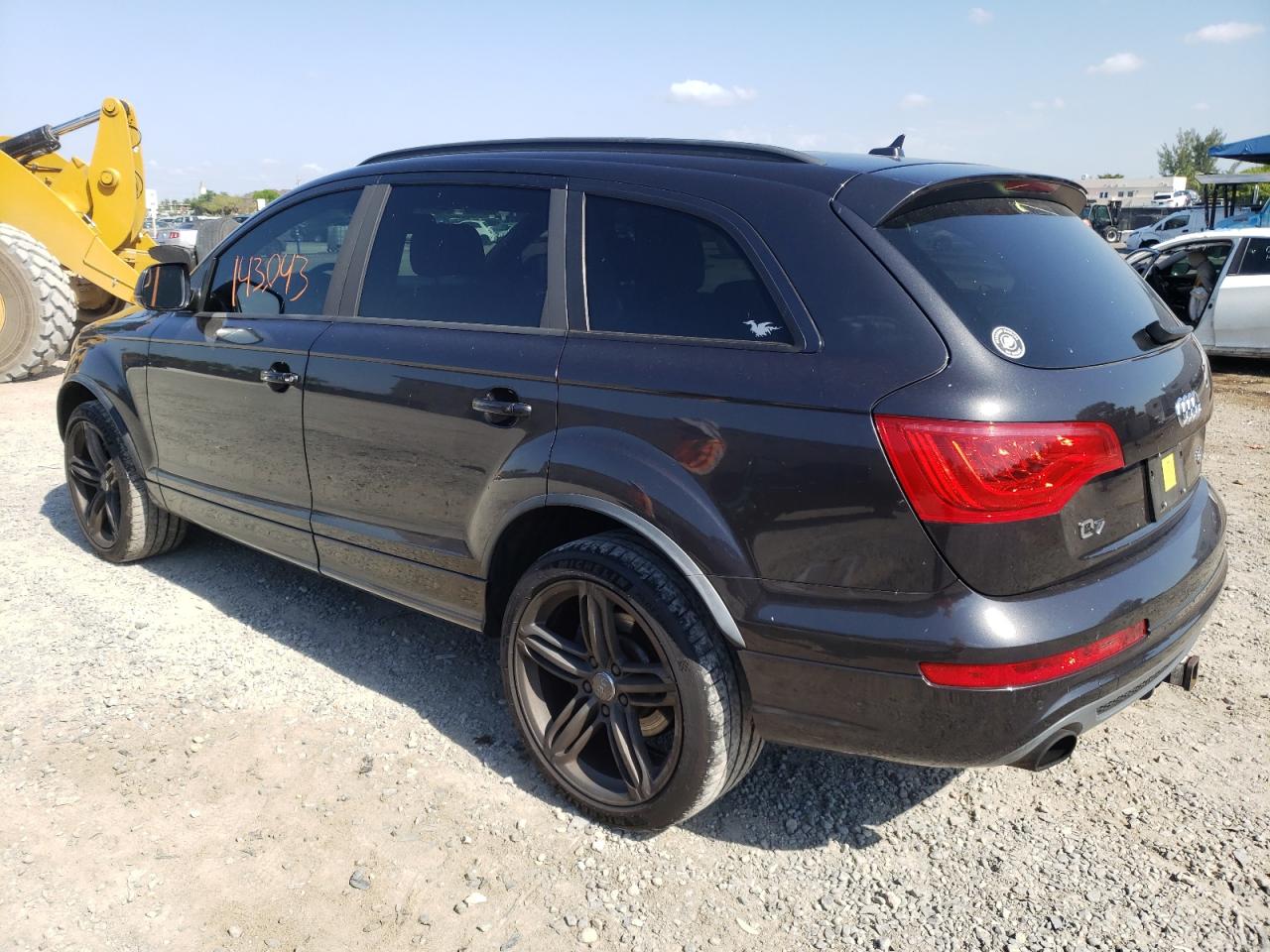 Photo 3 from auction – 2015 AUDI Q7 PRESTIG with VIN WA1DGAFE2FD008070