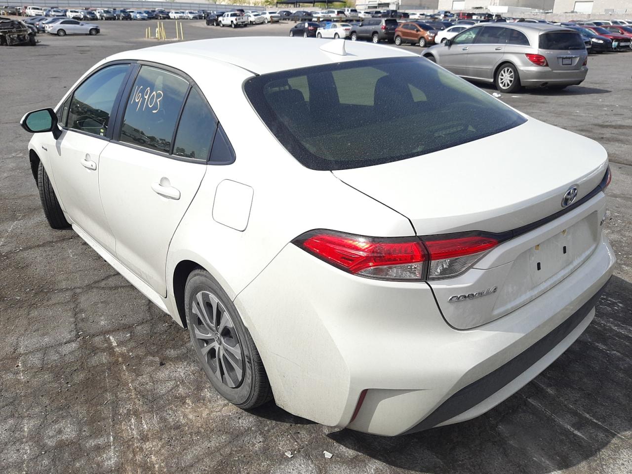 Photo 3 from auction – 2021 TOYOTA COROLLA LE with VIN JTDEAMDE8MJ015992