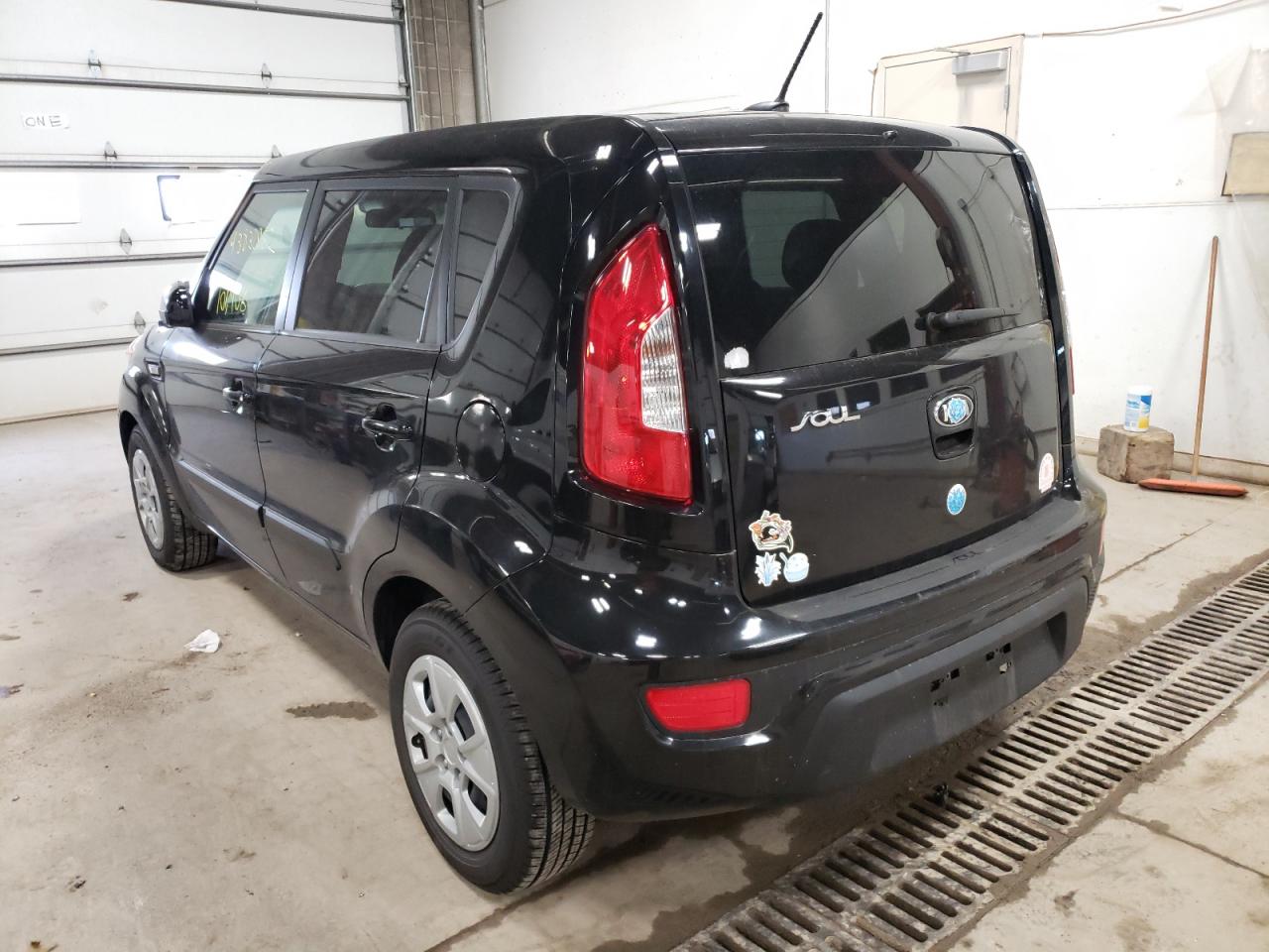 Photo 3 from auction – 2013 KIA SOUL with VIN KNDJT2A59D7486869