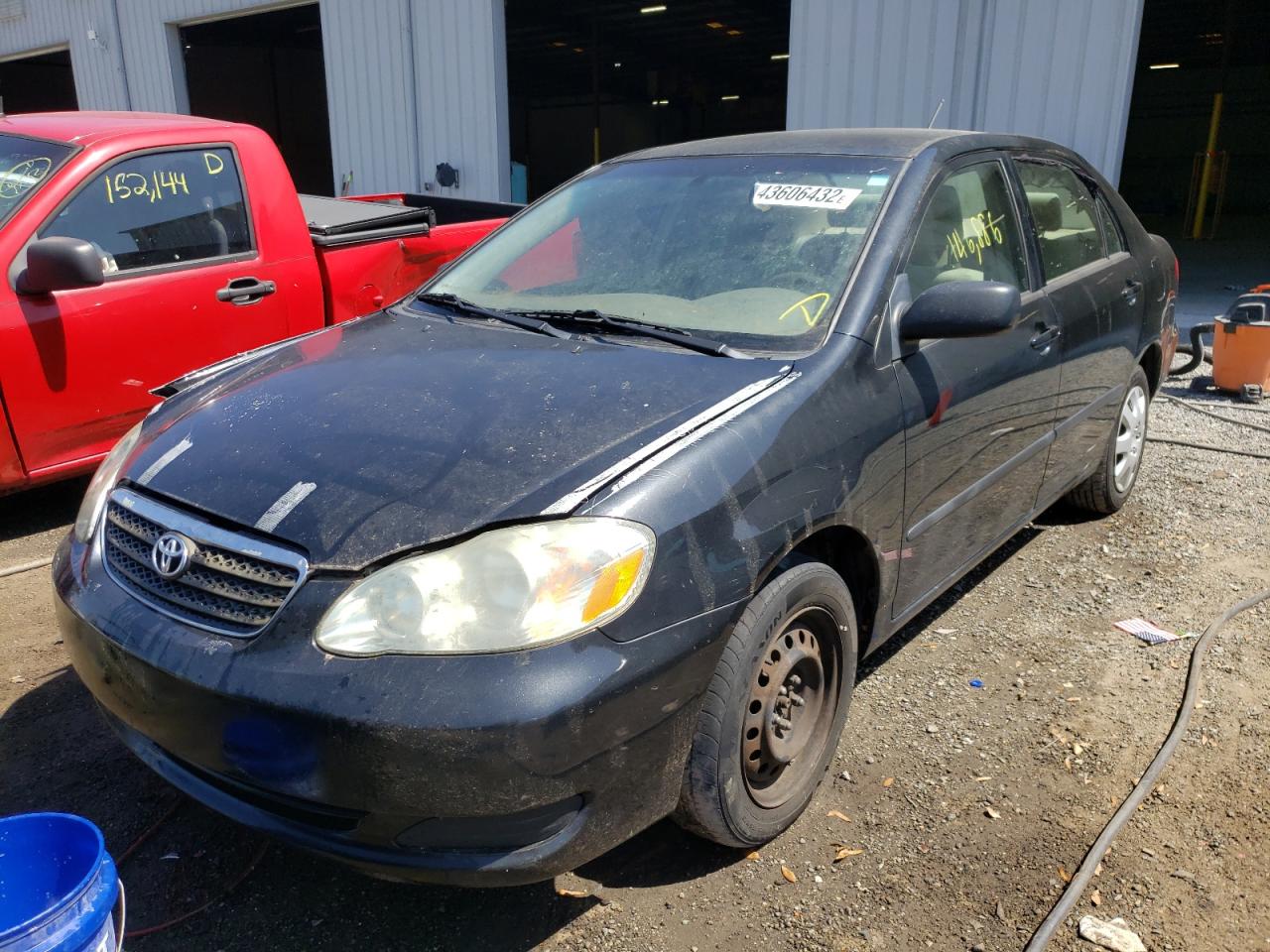 Photo 2 from auction – 2007 TOYOTA COROLLA CE with VIN JTDBR32E570136241