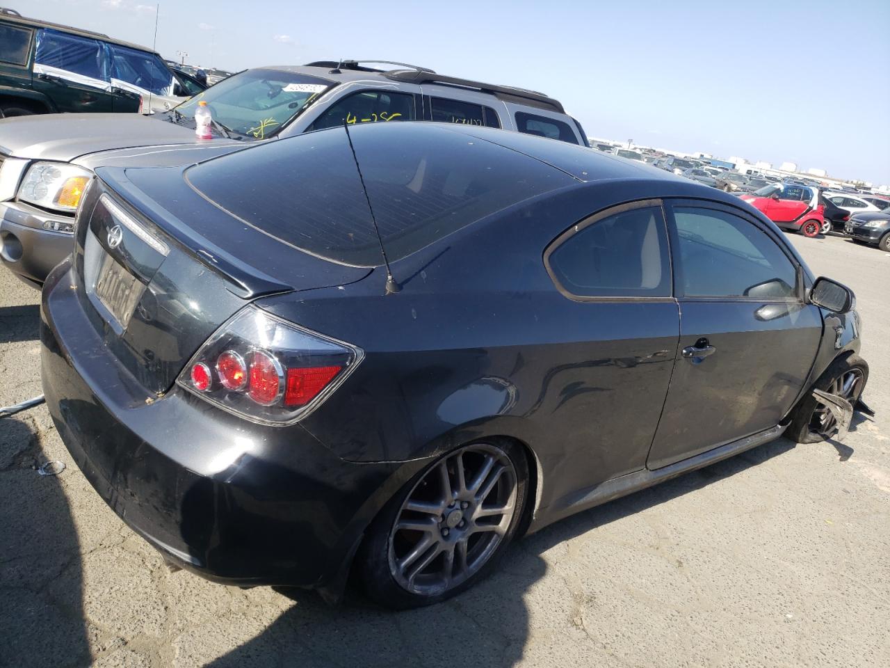Photo 4 from auction – 2006 TOYOTA SCION TC with VIN JTKDE177260085887