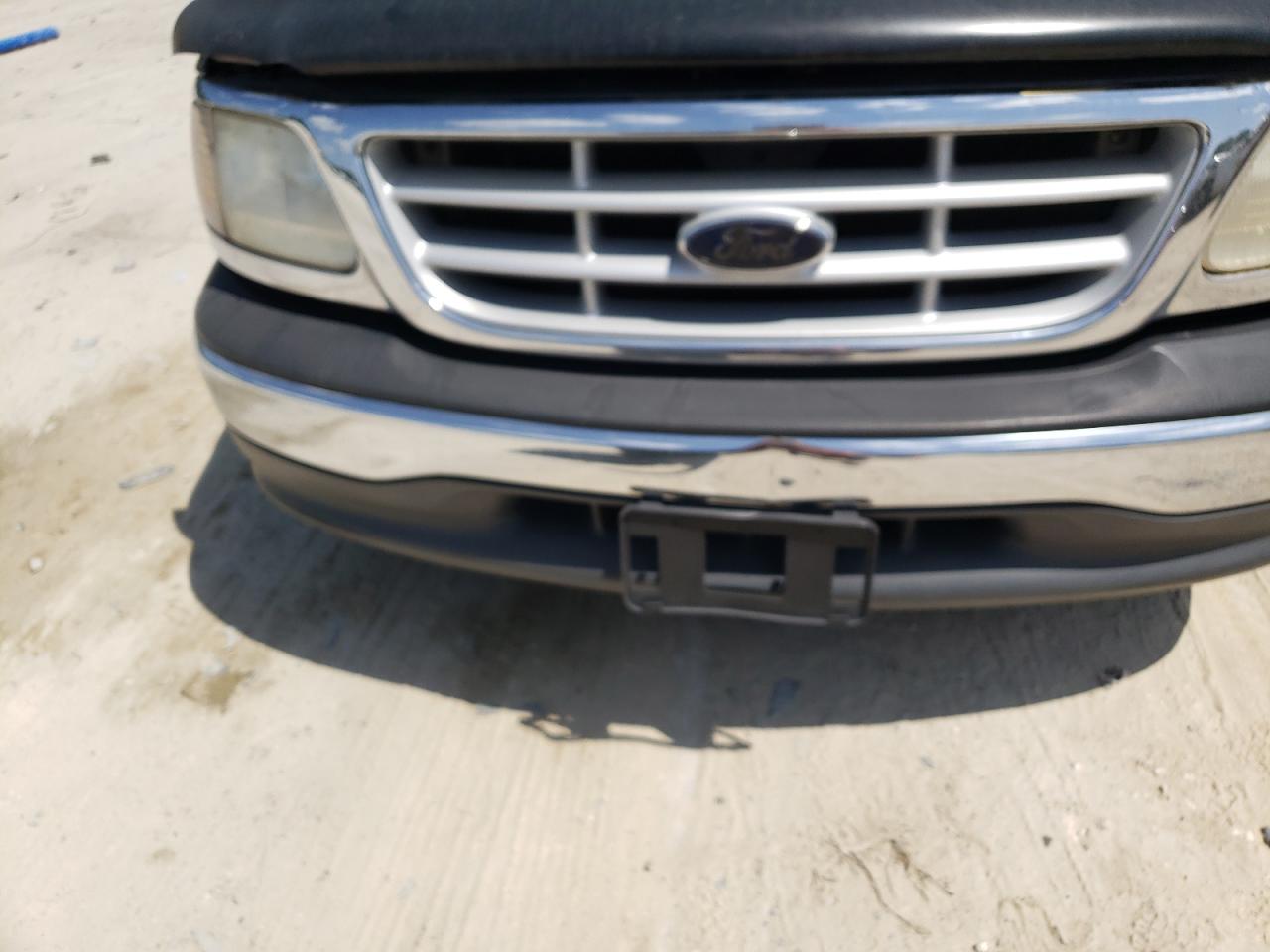 Photo 9 from auction – 2001 FORD F150 SUPER with VIN 1FTRW07W11KD74512