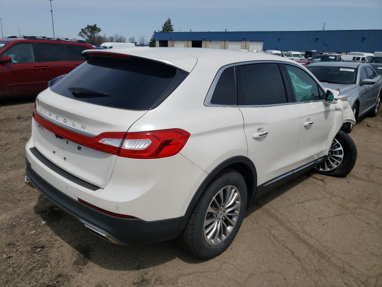 Photo 4 from auction – 2017 LINCOLN MKX SELECT with VIN 2LMPJ6KR5HBL20306