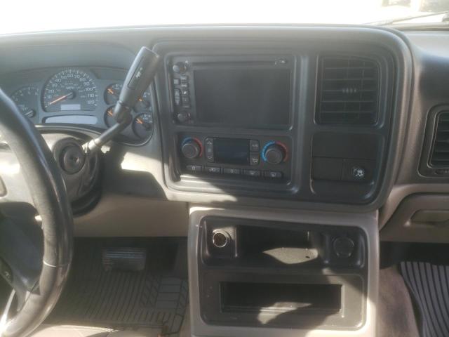 Photo 9 from auction – 2005 CHEVROLET SUBURBAN with VIN 3GNFK16Z65G224142