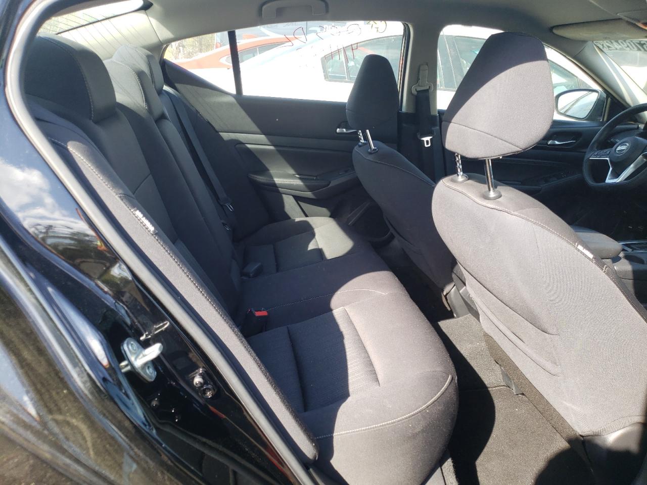 Photo 6 from auction – 2020 NISSAN ALTIMA S with VIN 1N4BL4BVXLC216544