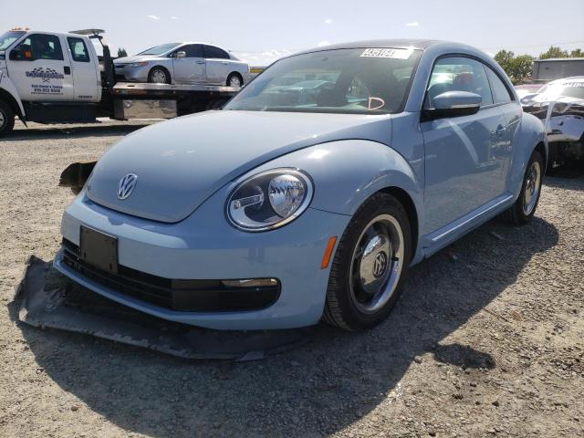 Photo 2 from auction – 2013 VOLKSWAGEN BEETLE with VIN 3VWJX7AT2DM609267