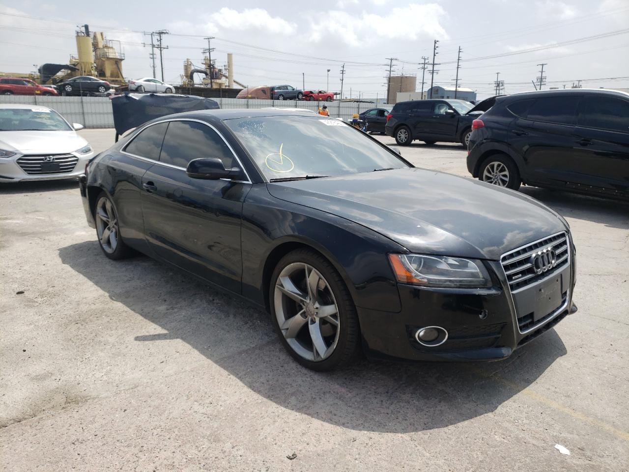 AUDI A5 PREMIUM 2011 with VIN WAULFAFRXBA008222 - Photo from auction