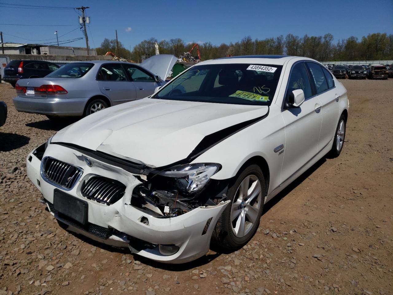 Photo 2 from auction – 2013 BMW 528 XI with VIN WBAXH5C53CDW11128