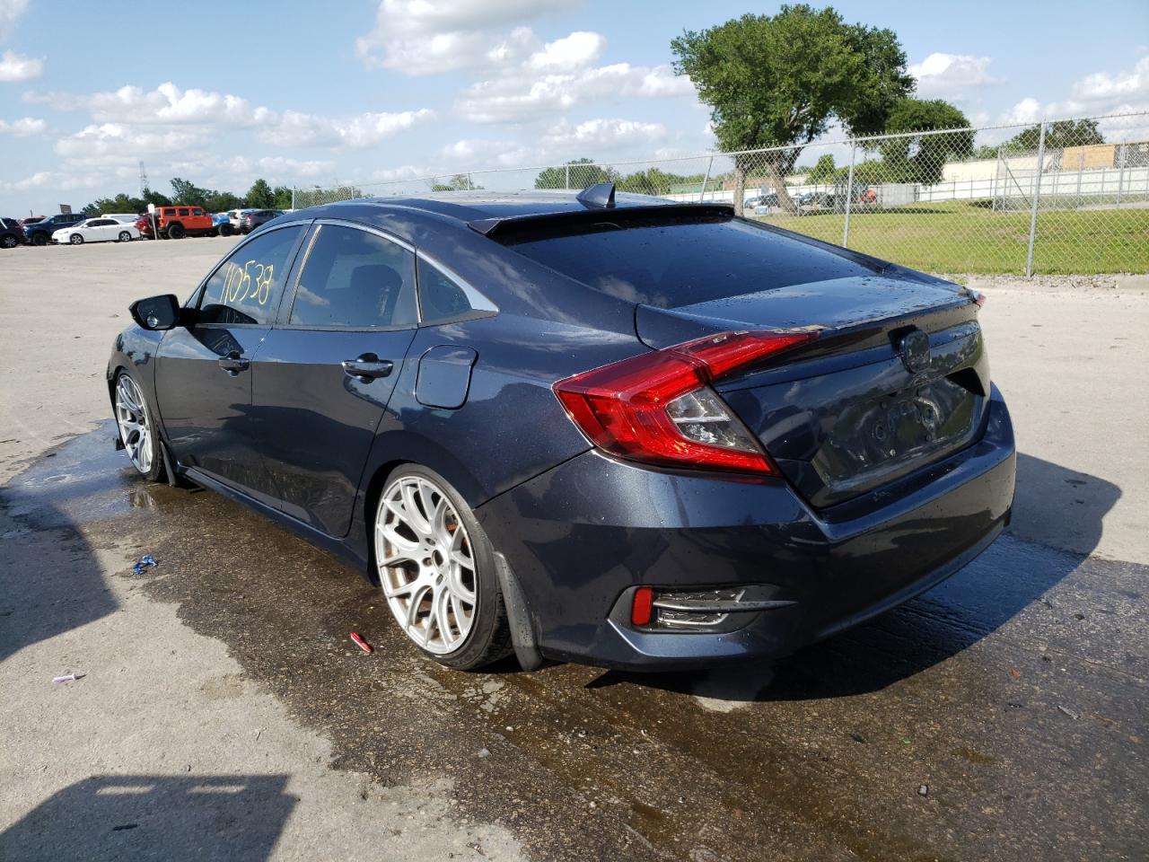 Photo 3 from auction – 2016 HONDA CIVIC EXL with VIN 19XFC1F75GE039583