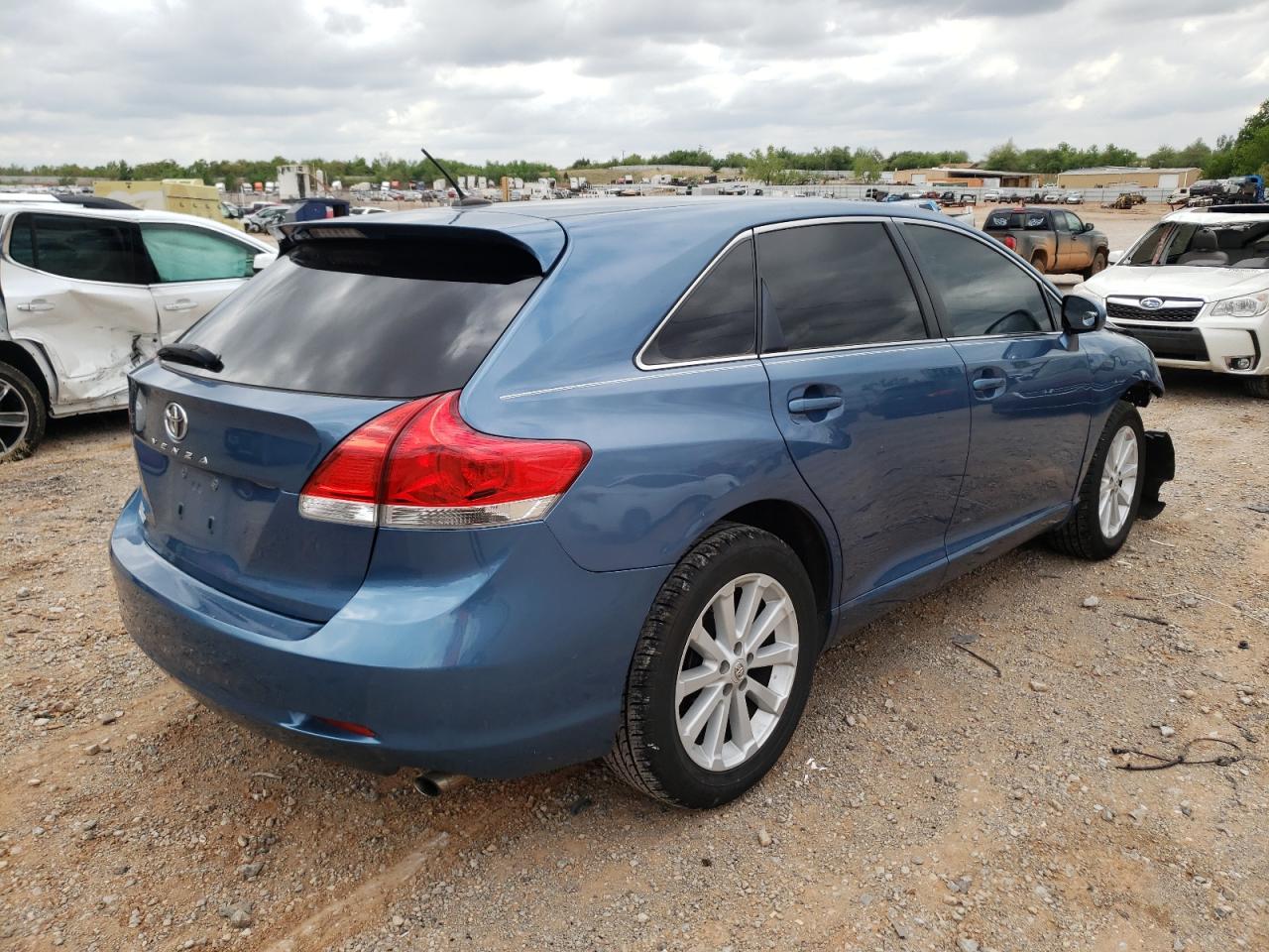 Photo 4 from auction – 2011 TOYOTA VENZA with VIN 4T3ZA3BB7BU044449