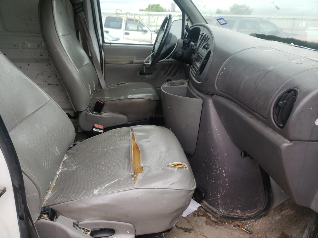 Photo 5 from auction – 1999 FORD ECONOLINE with VIN 1FTPE24L3XHC12015