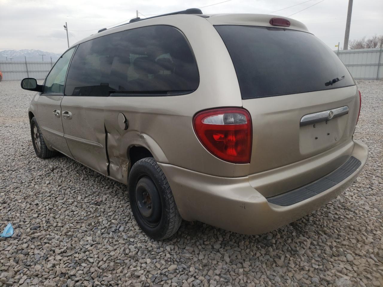Photo 9 from auction – 2003 CHRYSLER TOWN & COU with VIN 2C4GP74L03R132192