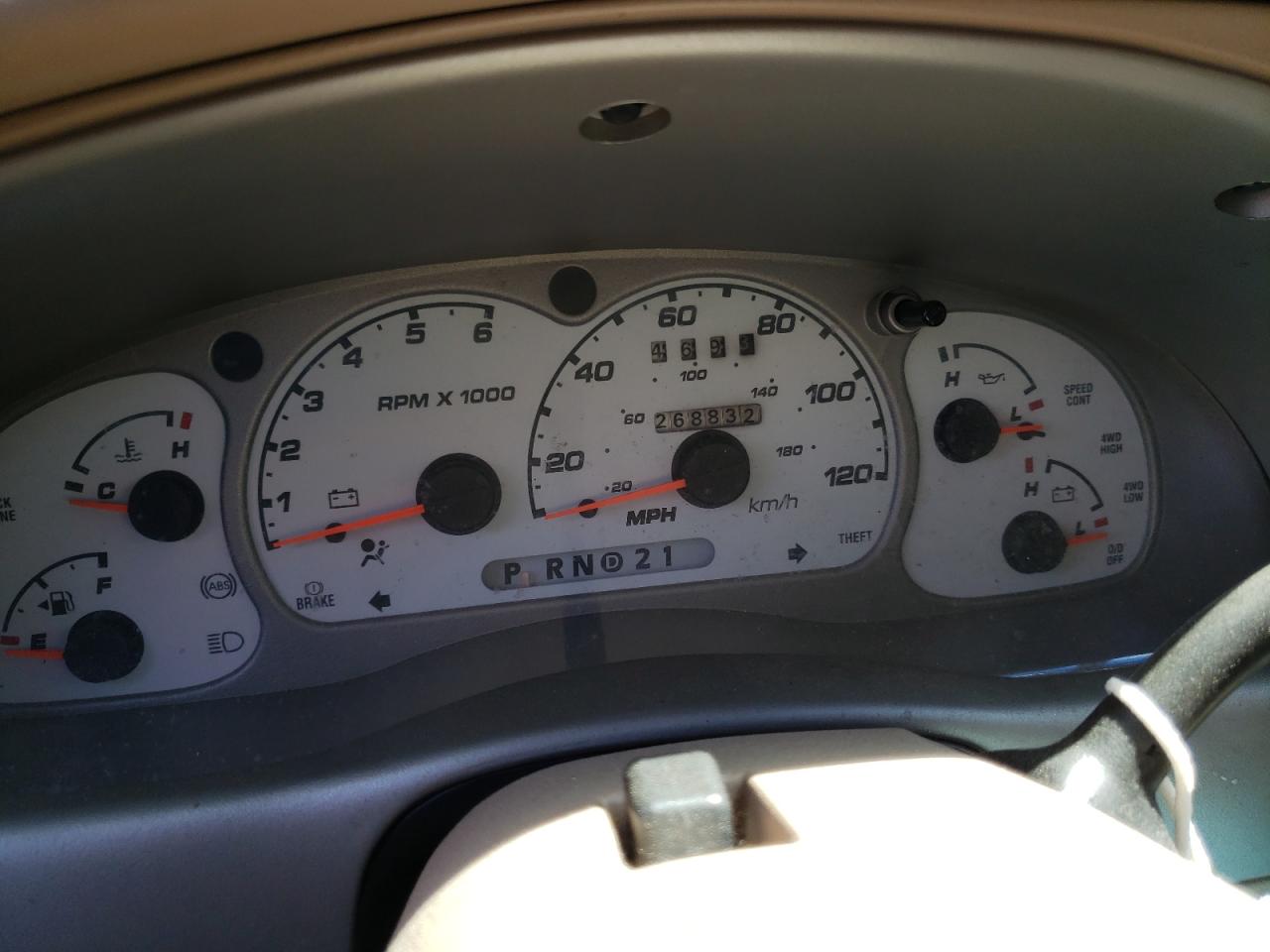 Photo 8 from auction – 2001 FORD EXPLORER S with VIN 1FMYU70E11UB35540