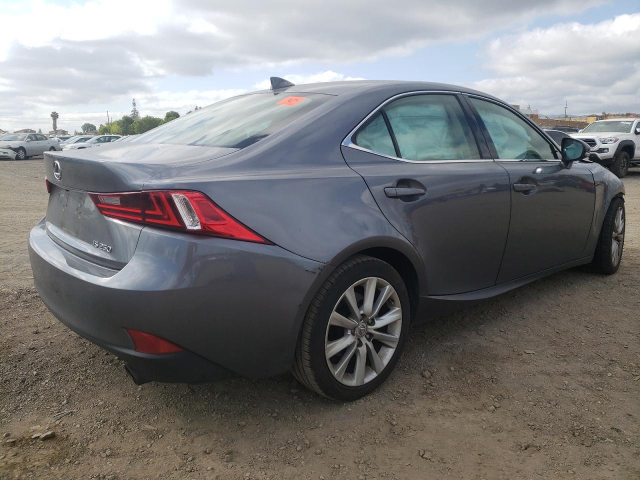 Photo 4 from auction – 2014 LEXUS IS 250 with VIN JTHBF1D21E5028133