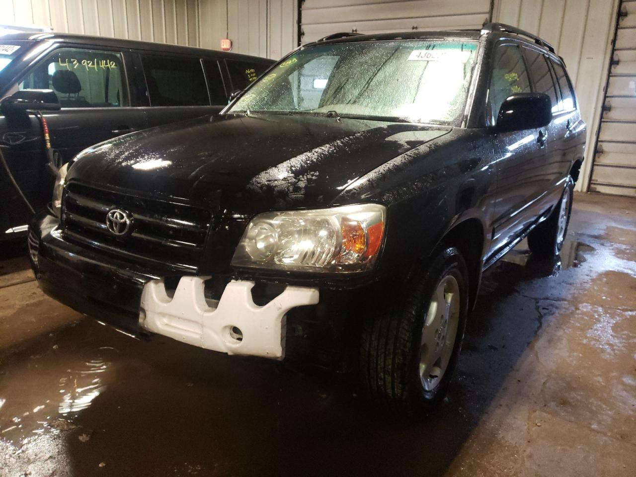 Photo 2 from auction – 2007 TOYOTA HIGHLANDER with VIN JTEEP21A470213611