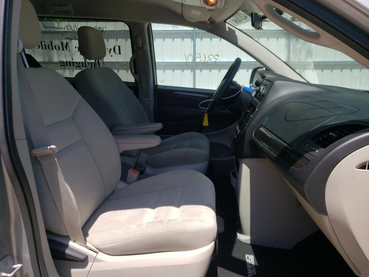Photo 5 from auction – 2016 DODGE GRAND CARA with VIN 2C4RDGBG4GR163992