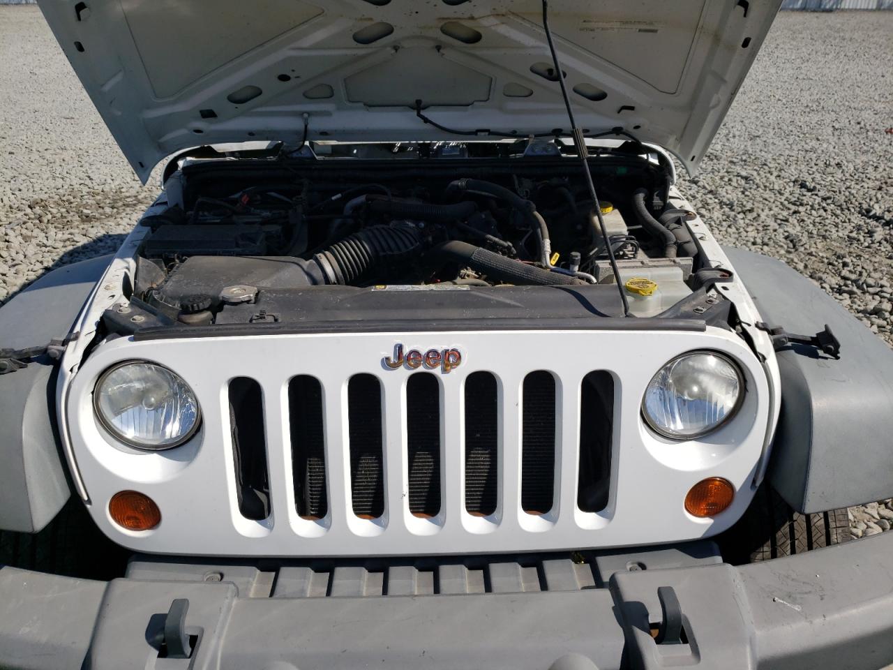Photo 7 from auction – 2011 JEEP WRANGLER S with VIN 1J4AA2D19BL608417
