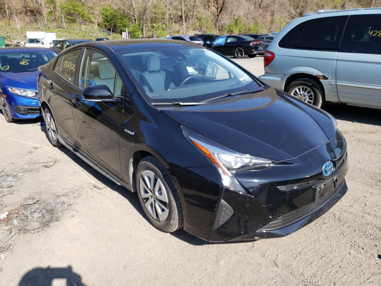 TOYOTA PRIUS 2017 with VIN JTDKARFU5H3032358 - Photo from auction