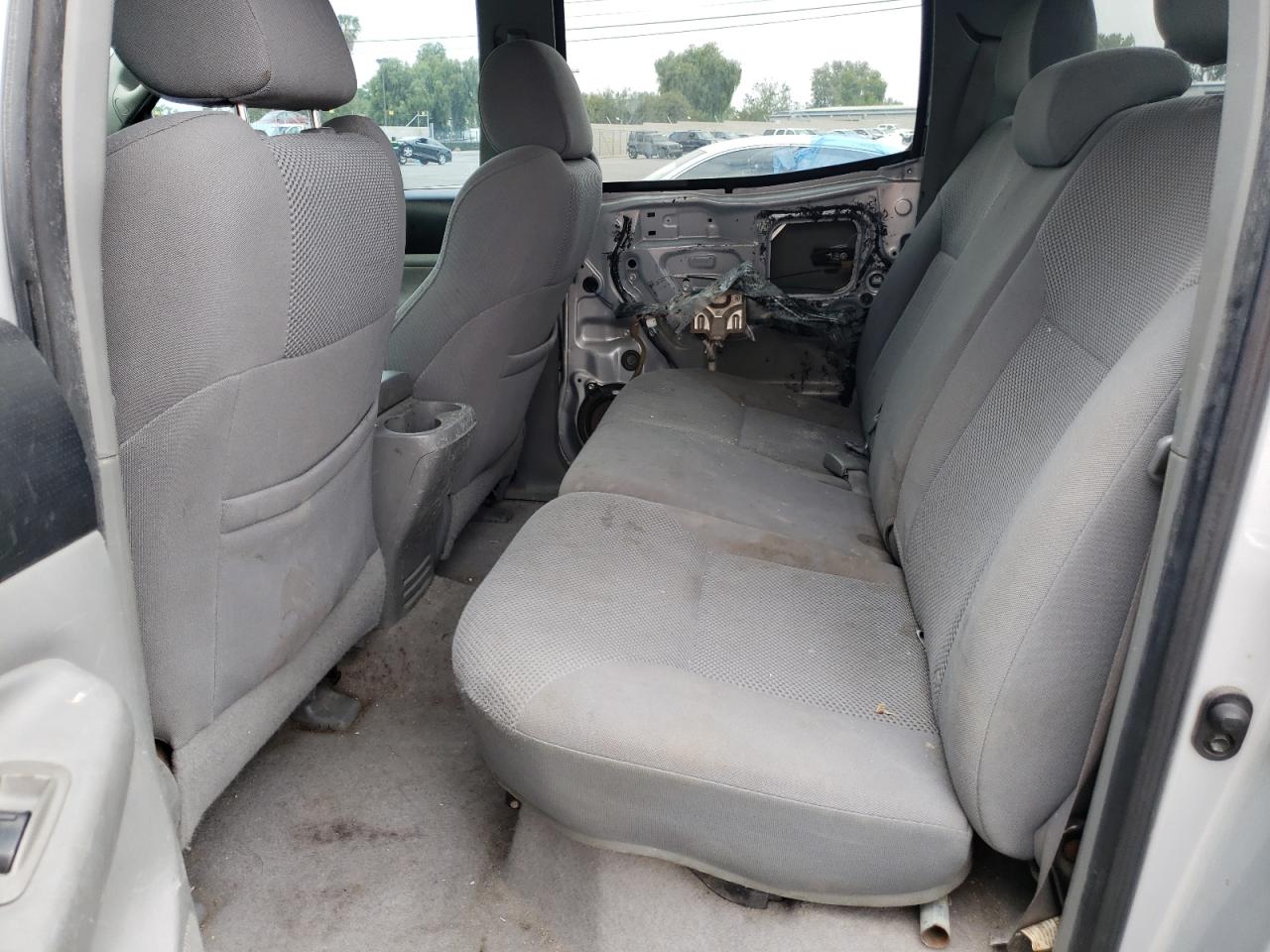 Photo 6 from auction – 2008 TOYOTA TACOMA DOU with VIN 3TMKU72NX8M017010