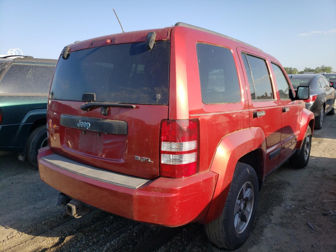 Photo 4 from auction – 2008 JEEP LIBERTY SP with VIN 1J8GP28K08W229811