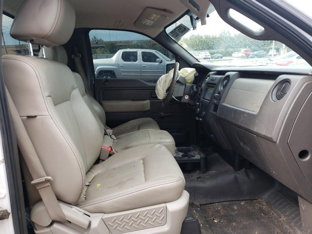 Photo 5 from auction – 2010 FORD F150 with VIN 1FTMF1CWXAFC63360