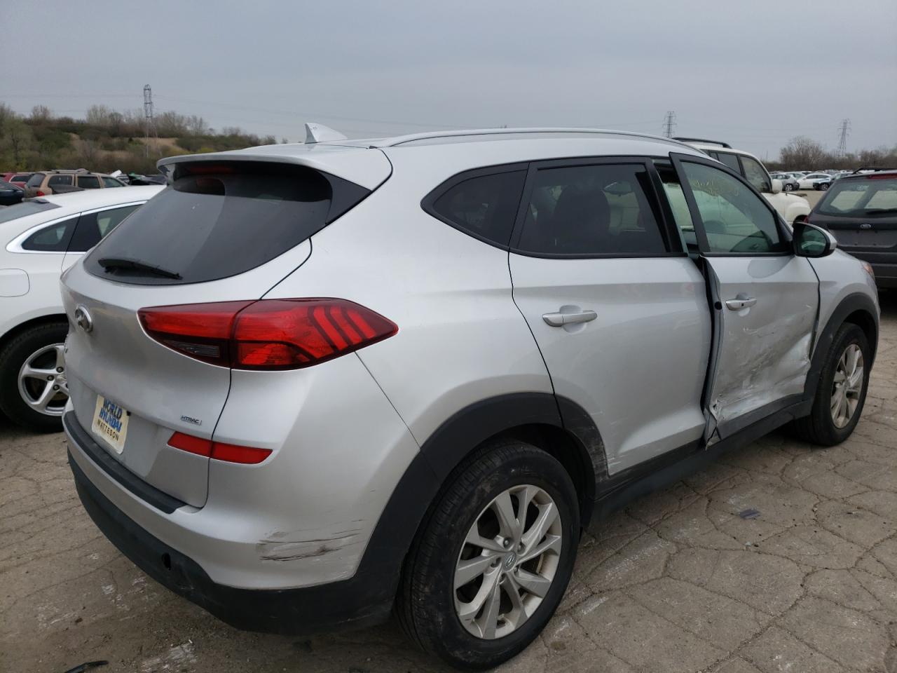 Photo 4 from auction – 2019 HYUNDAI TUCSON LIM with VIN KM8J3CA44KU028308