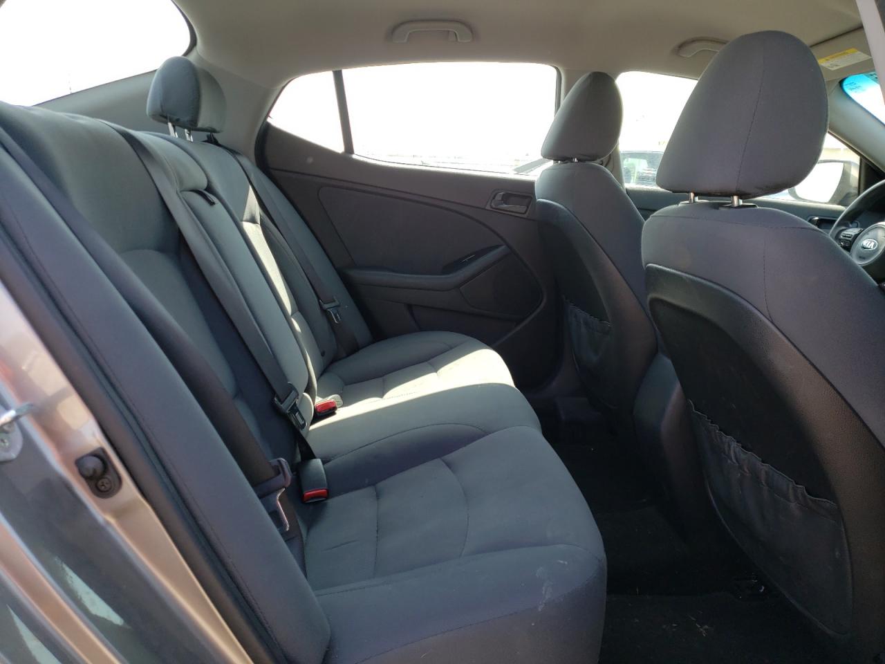 Zdjęcie 6 z aukcji – 2015 KIA OPTIMA z VIN 5XXGM4A77FG507037