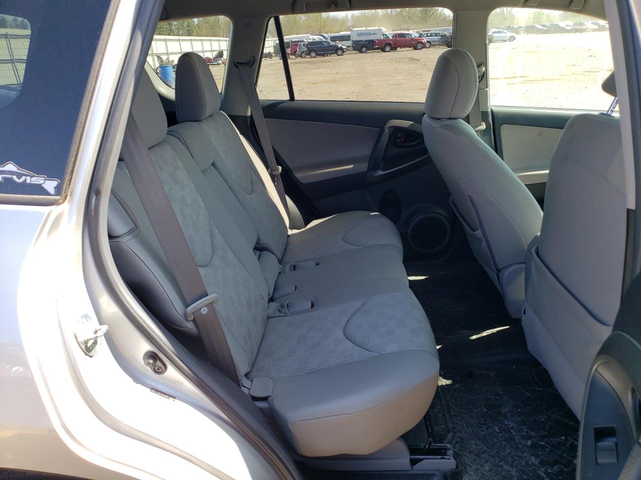 Photo 6 from auction – 2011 TOYOTA RAV4 with VIN 2T3BF4DV3BW159839