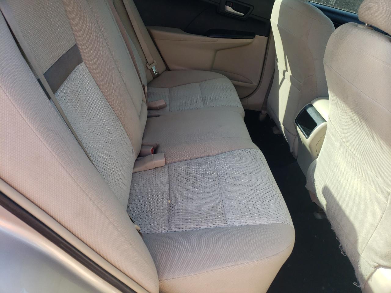 Photo 6 from auction – 2014 TOYOTA CAMRY L with VIN 4T4BF1FK4ER410162