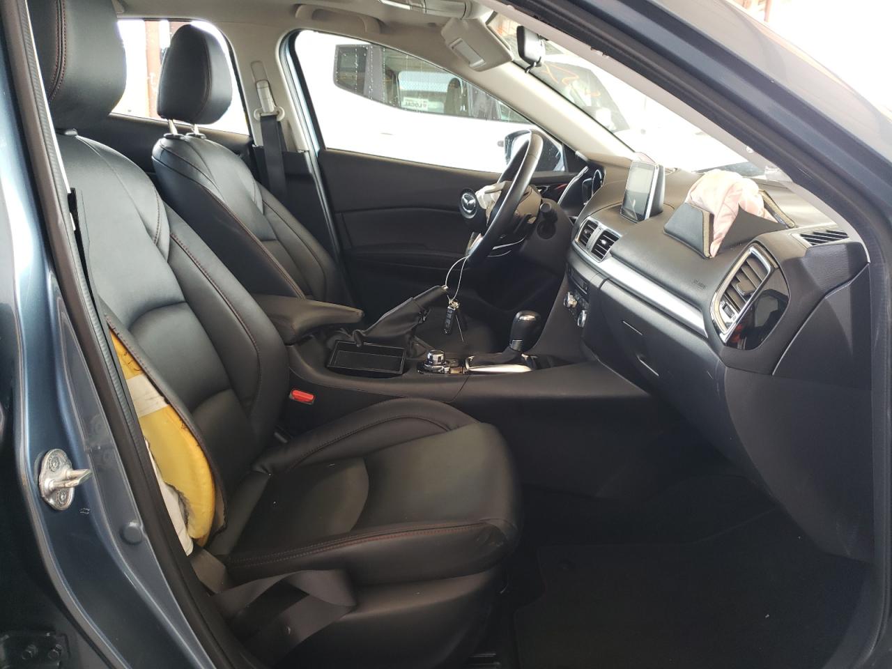 Photo 5 from auction – 2015 MAZDA 3 TOURING with VIN JM1BM1V30F1243848