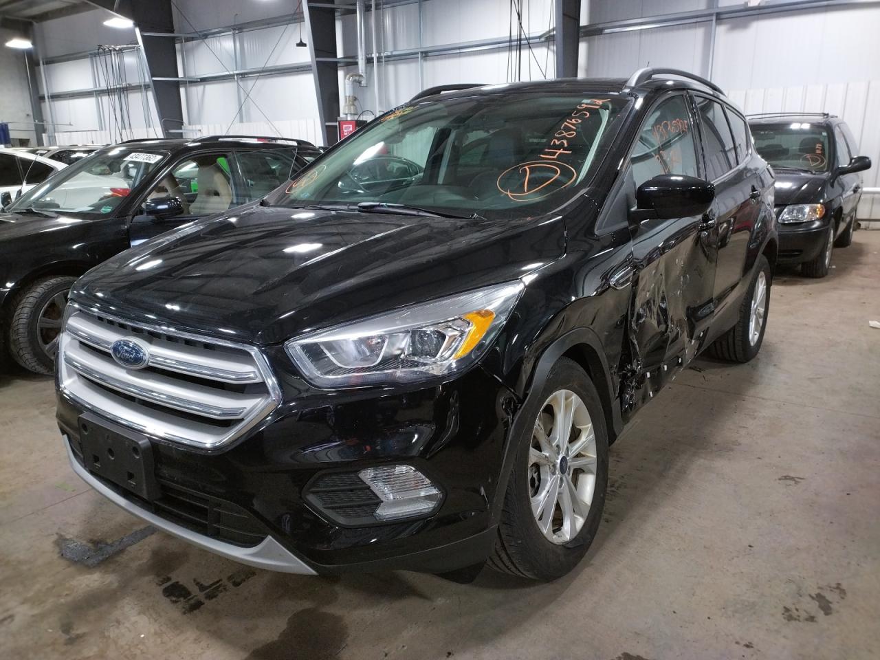 Photo 2 from auction – 2018 FORD ESCAPE SEL with VIN 1FMCU9HD3JUB84028