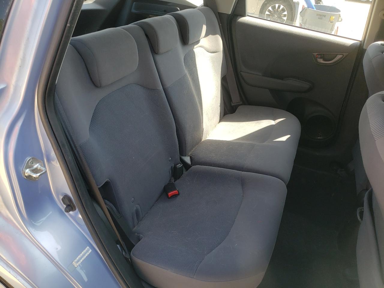Photo 6 from auction – 2010 HONDA FIT with VIN JHMGE8H28AC016434