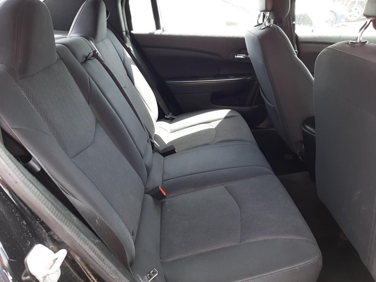 Photo 6 from auction – 2014 CHRYSLER 200 LX with VIN 1C3CCBAB7EN146488